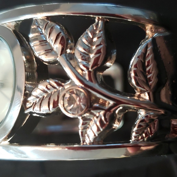 Collezio Silver Tone Cuff Bracelet Watch - Picture 6 of 17